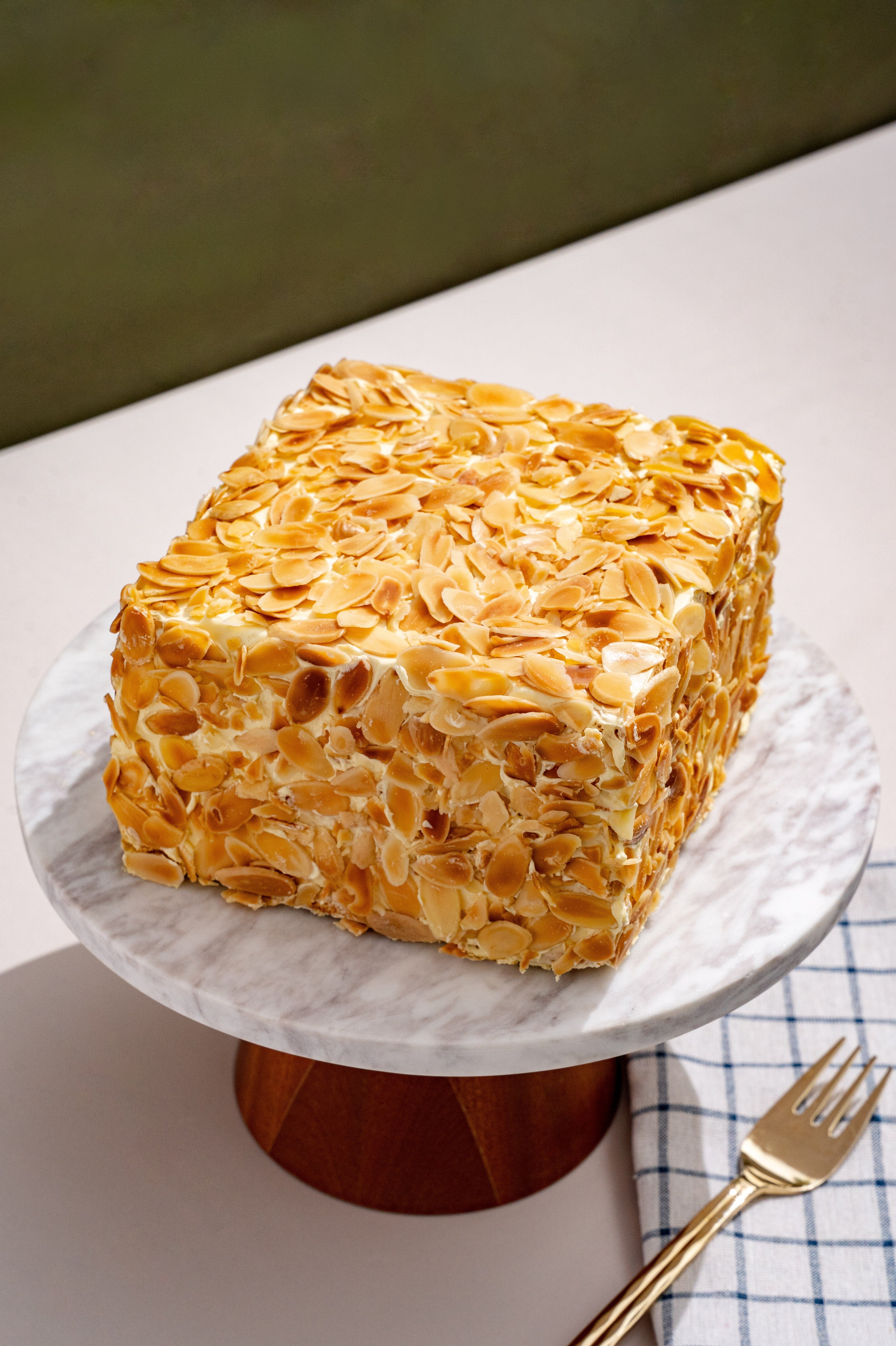 Toasted Almond Sans Rival